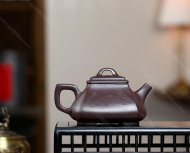 對(duì)飲石瓢
