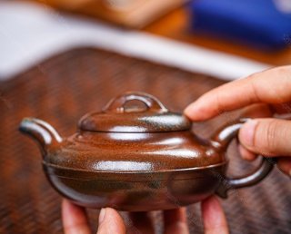 獨家首發，品名：線圓。泥料：極品紫泥（